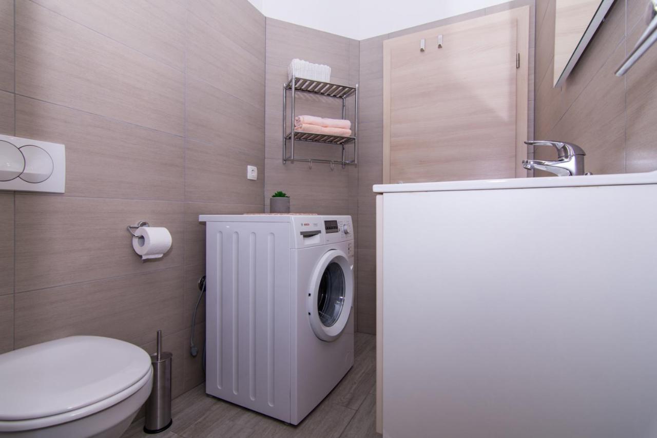 شقة Apartman Sun سولين المظهر الخارجي الصورة